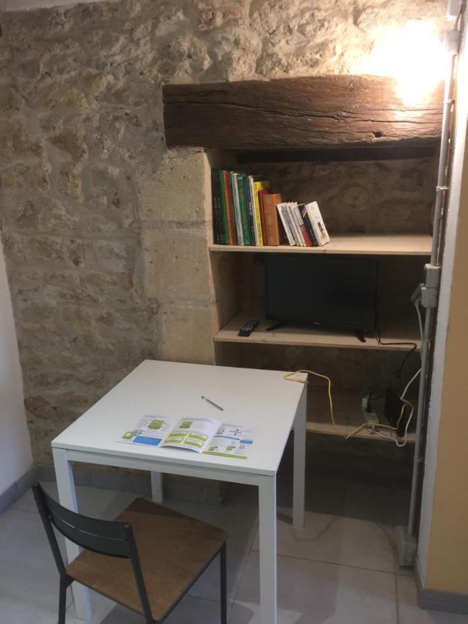 Superbe Gite A La Campagne Dans Le Bordelais Saint-Vivien-de-Blaye Bagian luar foto